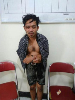 Tukang Obok-Obok Kampus ITS di Gebukin Massa