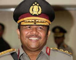Tukang Roti dan Mantan Kapolda Jatim Gagalkan Eksekusi Cinderella