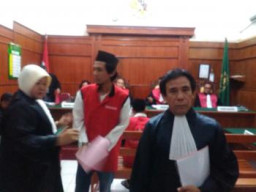 Pemilik 1,3 Kg Shabu dan 3000 Butir Ekstasi Menangis Saat di Tuntut 20 Tahun Penjara.