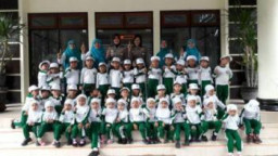Sat Lantas Polres Pasuruan Gelar (PSA) Polisi Sahabat Anak Di Sekolah-Sekolah