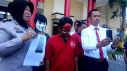 Satu Lagi, Germo Medsos di Bekuk Unit PPA Polretabes Surabaya.