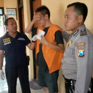 Makan Uang Keramik 9 Juta, Jongtiono di Bui Polsek Wiyung