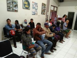 Pengelola Hotel Mesum Kenjeran "Ndalek" 6 Pasangan Selingkuh Diamankan Satpol PP