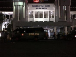 Ancam Ledakan Balai Kota, Ingin Dolly Dibuka Kembali. 