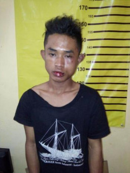 Bobol Rumah Ketua RT, Dua Pemuda Dihajar Massa.