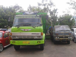9 Bulan Truk Ditahan Tanpa Kejelasan