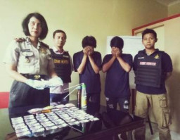 Dua Pemuda Pengedar Pil Koplo Diamankan Petugas, Saat Razia Ciptkond.