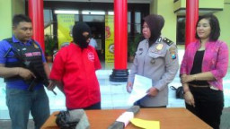 Paman dan Ponakan Kompak Kroyok Muhammad Kenny Pratama