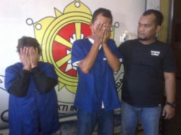 Pasutri Kompak Maling Sepeda Motor Milik Kekasih Gelap Sang Istri