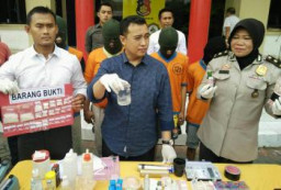 Industri Sabu Simo Gunung di Grebek Polrestabes Surabaya.