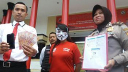 Purel Free Lance Belajar Jadi Germo, Kini di Tahan PPA Polrestabes Surabaya.