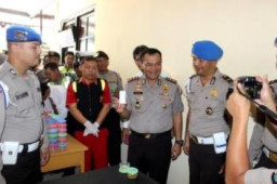 Ratusan Anggota Polres Bondowoso di Tes Urin Mendadak