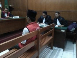 Saksi Kepolisian Jelaskan Kronologis Penangkapan Farid di PN Surabaya.