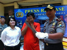 Tersinggung Lantaran Dihina, Duda Beranak Satu Bacok Sahabat Karibnya.