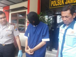 Dagangan Sepi, Pedagang Roti Nekat Bobol Rumah(Maling)