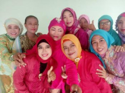 Kartini-Kartini RW 03 Kupang Krajan