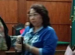 Notaris Alexandra di Tuntut Oleh JPU 2,5 Tahun Kurungan