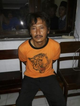 Surahman Tertangkap Basah Saat Hendak Mencuri Sepeda Motor.