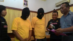 Judi Remi Simolawang di Grebek, 2 Penjudi Diamankan Aparat