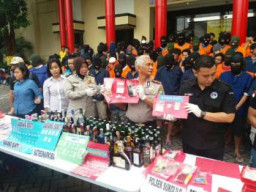 Operasi Bersinar Semeru 2016, Polrestabes Surabaya Ungkap 161 Kasus