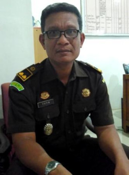 Sidang Korupsi Penambahan Daya Listrik, Hakim dan JPU Setengah Hati