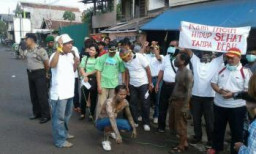 Ratusan warga Gadukan Utara RW.05 Lakukan Demo