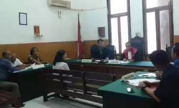 Istri Mulyanto Bersaksi di Sidang Praperadilan Suaminya.