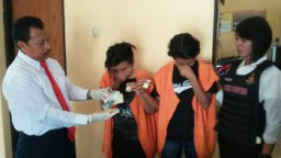 Dua Gadis Pengedar Pil Koplo Diamankan Petugas