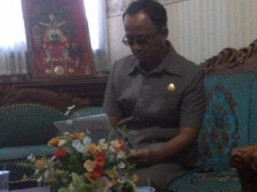 Ketua DPRD segera Panggil Camat Batumarmar