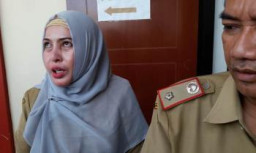 H.Faridha Temui Awak Media, Klarifikasi Raibnya Tanah H.Badrul Munir