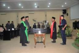 Wakil Ketua DPRD Hasil PAW Asal PKS Dilantik