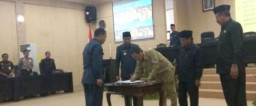 Bupati Bondowoso Sampaikan APBD Perubahan Tahun 2017 Priotaskan Optimalisasi Anggaran