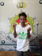 Ketahuan Simpan Ganja, Jukir Pasar Benowo di Ciduk Polisi.
