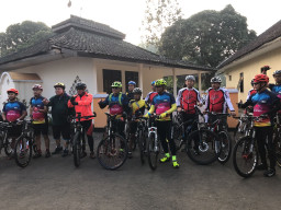 Alumni Akpol 1989-1990 Adakan Giat Sepeda Sehat.