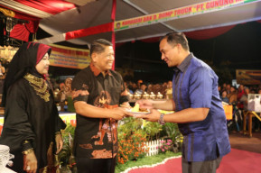 Polres Malang Gelar Wayang Kulit, Dihadiri Sederet Jenderal.