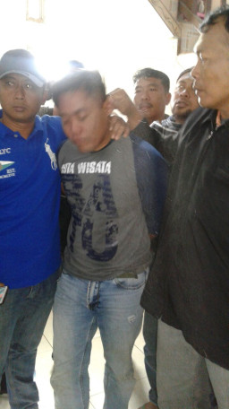 Anggota Marinir Tersangka Pembunuhan di Tangkap.