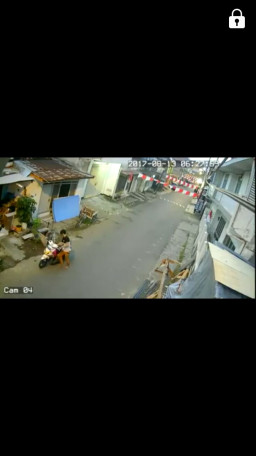 Pelaku Curanmor di Krembangan Terekam Kamera CCTV.