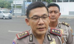 Ade Wira: Lahir Pada Saat Tanggal 17 Agustus, Urus SIM Gratis.