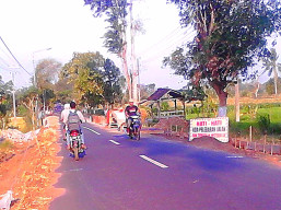 Pelebaran Jalan Lingkar Untungkan Masyarakat, Perekonomian Segera Meningkat.