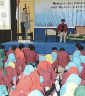 Jadi Narasumber Kampus Muhammadiyah, Ini Pesan Kapolrestabes Surabaya.