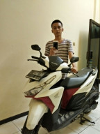 Demi Sang Pacar, Pria Ini Nekad Rampas Handphone