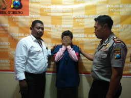 Berdalih Butuh Uang Buat Kebutuhan Hidup, Ibu Muda Gasak Helm di 8 TKP