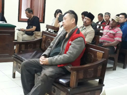 M. Candra Gunawan Penipu Biji Besi Senilai Rp 8,3 M, Divonis 3 Tahun Penjara.