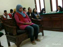 Akankah Pengajuan Rehabilitasi Dewi, Dikabulkan Hakim?