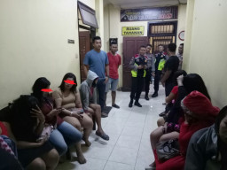 Sabhara Polres Pasuruan Amankan 11 Wanita Penghibur.