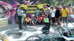 Sat Binmas Resta Pasuruan Bina Tukang Becak.