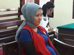 Permohonan Rehab Dewi Puspa Kandas, Hakim Mengganjar 4 Tahun 10 Bulan.