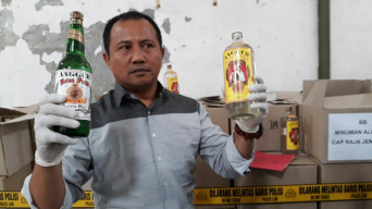Pabrik Miras Raja Jemblung Palsu di Grebek Polda Jatim.