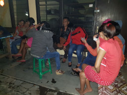 Cafe Jingga dan Lokalisasi Tangkis di Grebek, Tipiring Sabhara Pasuruan Amankan 15 PSK.