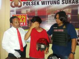 Kepergok Sikat Helm, Pria Ini di Ringkus.